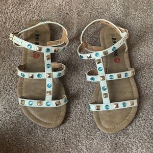 Super cute sandals for summer! Size 6 1/2
